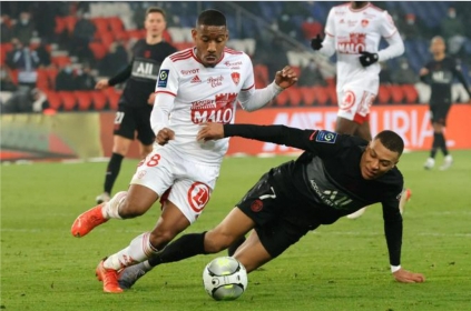 尤文签下拉比奥